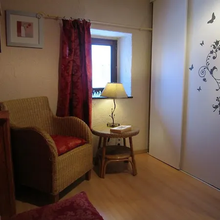 Ferienhaus Charming, Very Well Kept Holiday House Exbomont